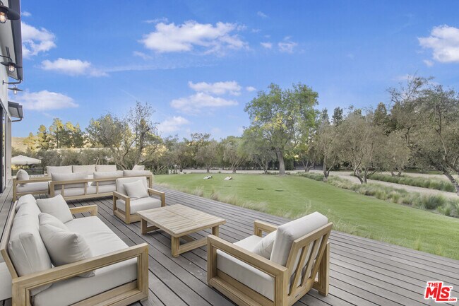 1754 Lechusa Rd
