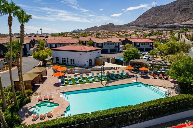 Building Photo - Townhomes at Horizon Ridge