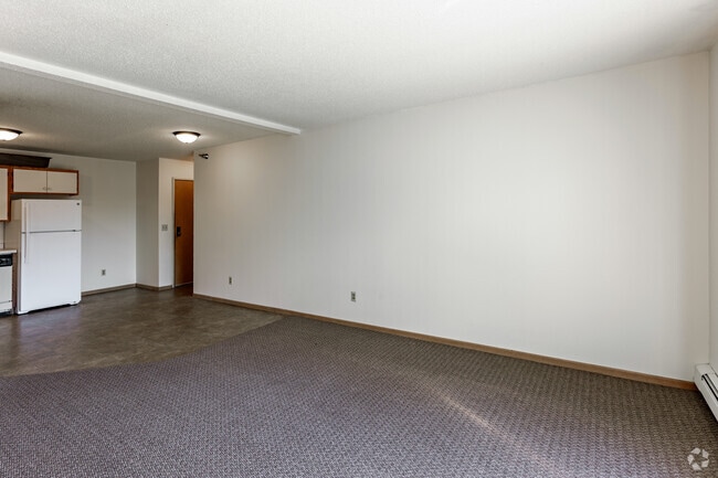 2BR, 1BA - 776SF - Living Room - Newbury Apartments
