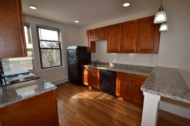 Photo - 367 Broadway Rental