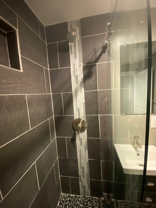 Photo - 7132 47th Ave SW Unit 4