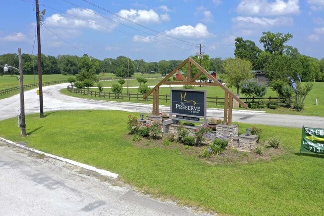 235 Pine Ridge Dr
