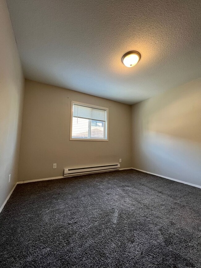 Building Photo - Spacious 2 Bedroom Apartment Near Mayo Clinic and Emplify Health Unit 4