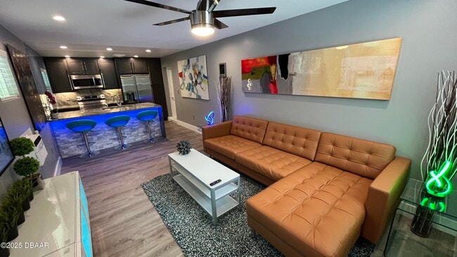 Photo - 236 N Keech St Unit APT A