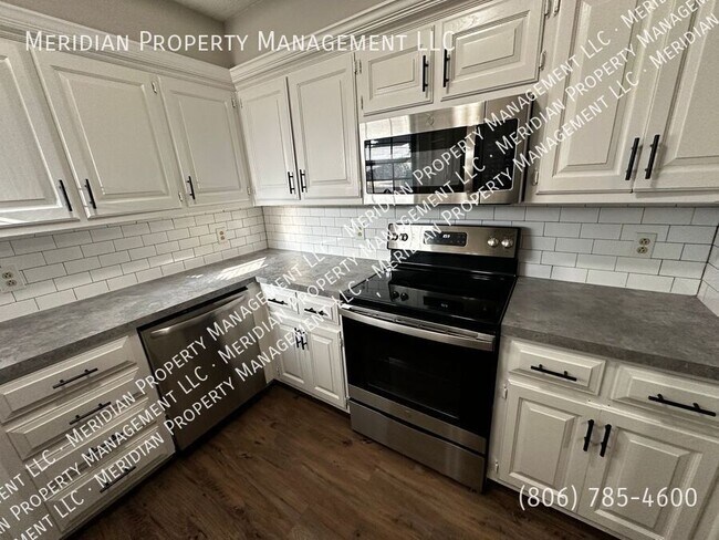 Photo - 5814 72nd St