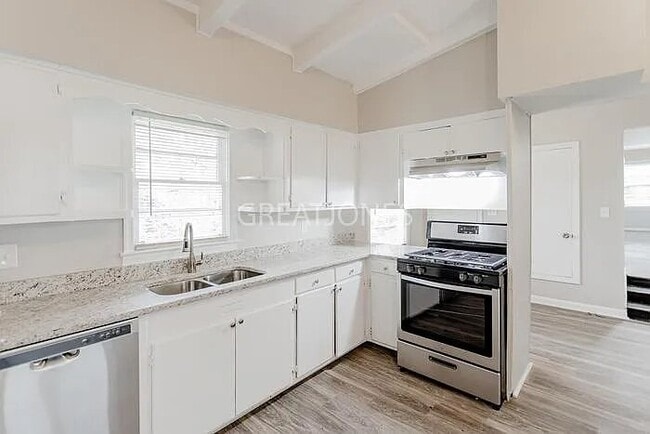 Photo - 4121 Calhoun Dr