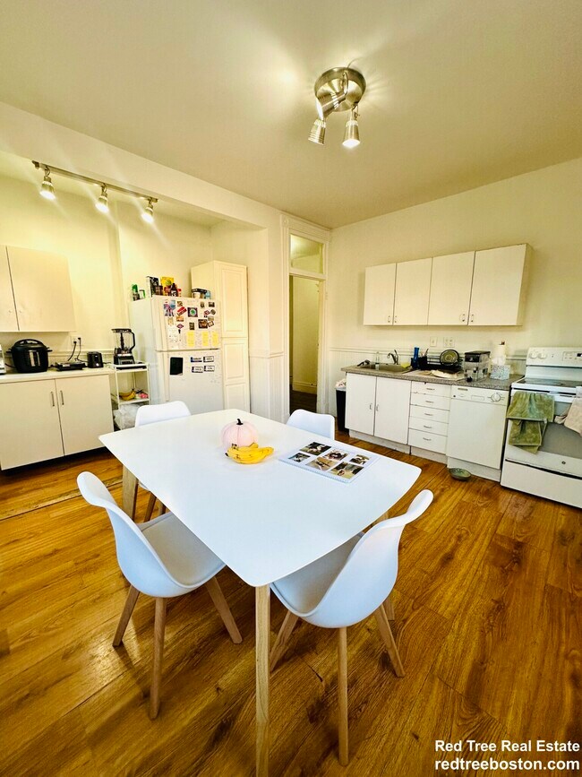 Photo - 11 Euston St