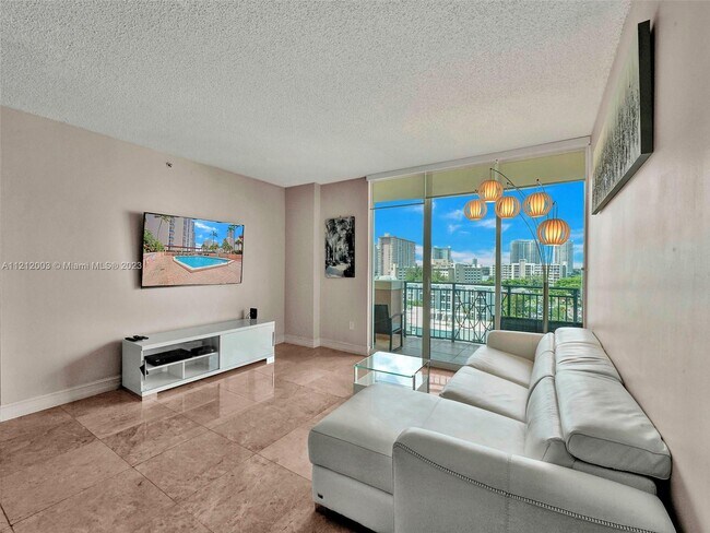 Photo - 17555 Atlantic Blvd Unit 806