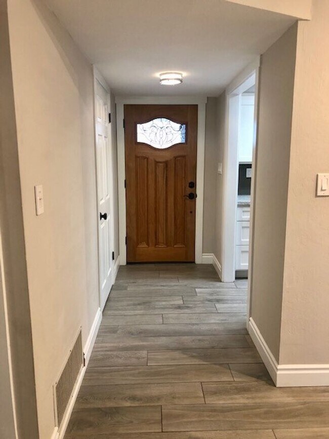 Photo - Clean and Charming Home in Fair Oaks