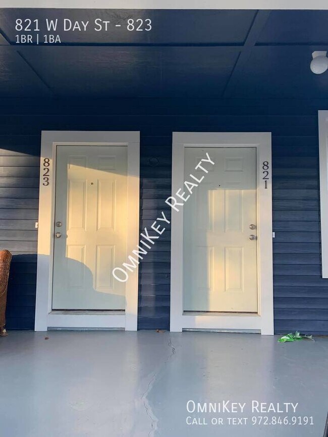 821 W Day St Unit 823