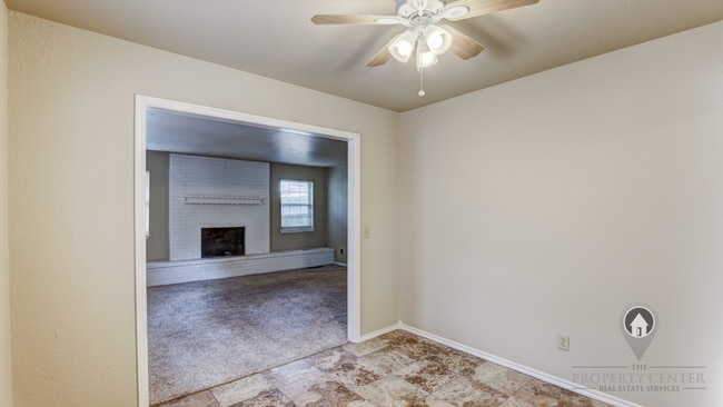 Photo - 4 Bedroom,2.5 Bath and 2 Car Garage Duplex with Fireplace and Prime Location Near Lake Hefner