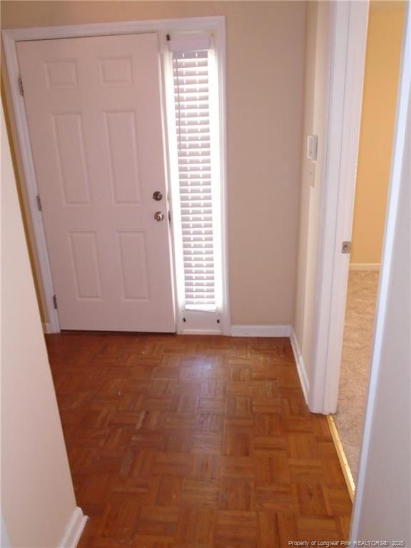 Photo - 241 Waterdown Dr