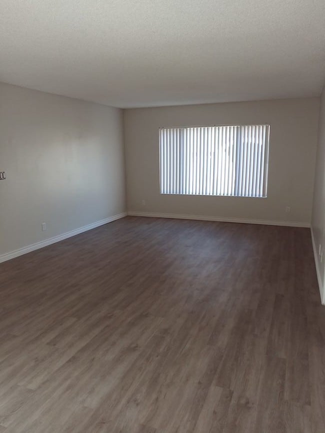 Chateau Spring Terrace Apartments