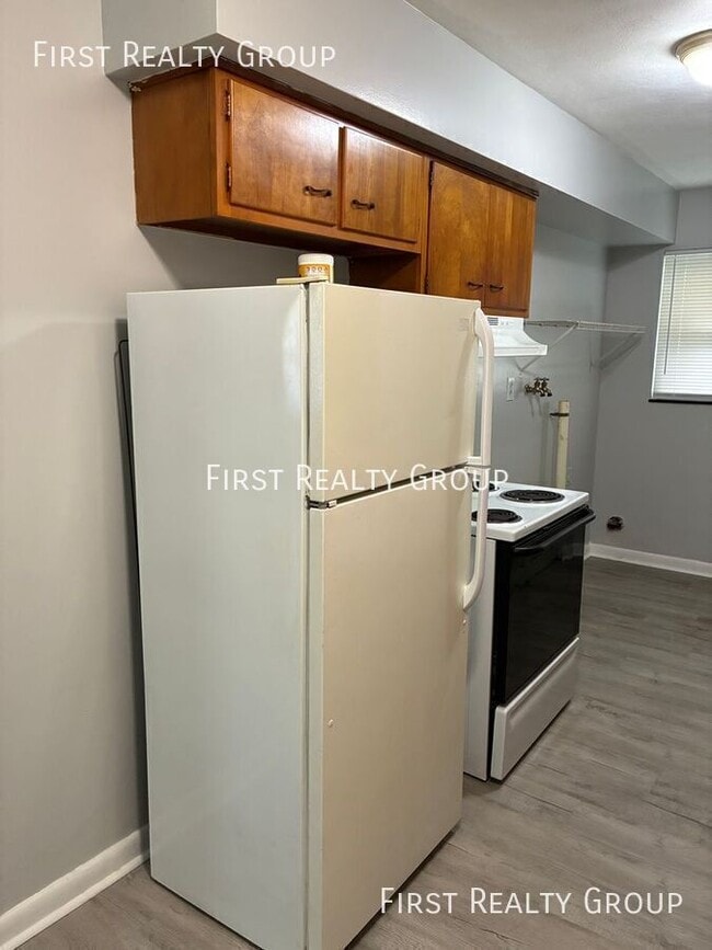 Photo - 11 S Sperling Ave Unidad Apt. A