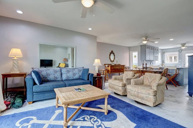 Building Photo - 1411 New River Inlet Rd Unit ID1302668P Rental