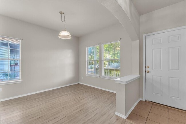 Photo - 11605 Lapoynor St