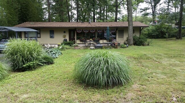 Photo - 605 Austin Ln