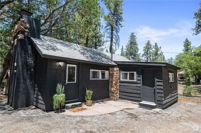 Building Photo - 718 Talmadge Rd Rental
