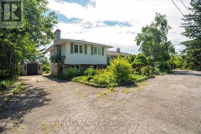 Photo - 1296 Waterdown Rd