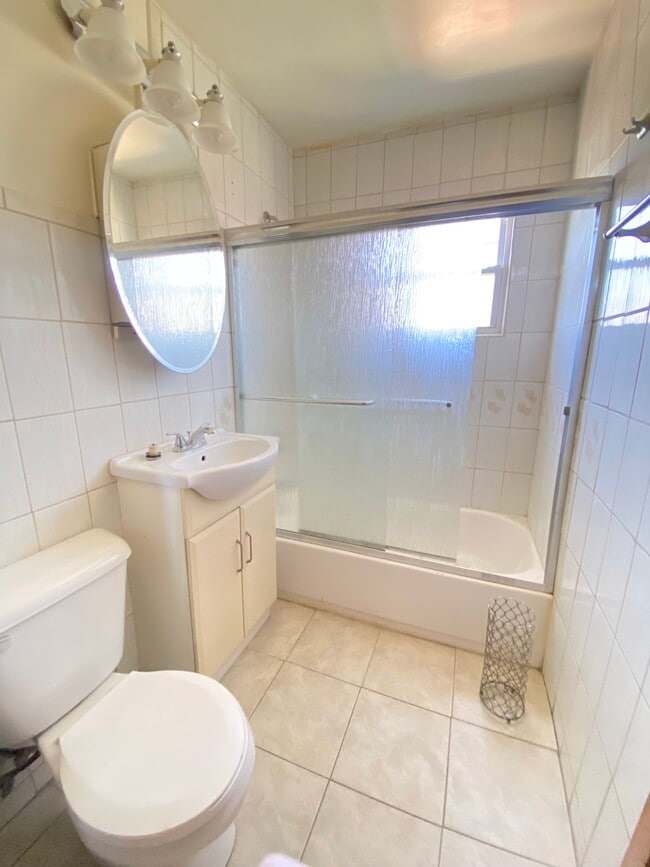 Photo - 12157 S Michigan Ave