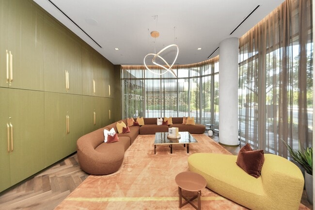 Building Photo - 1711 Allen Pkwy Unit 2207