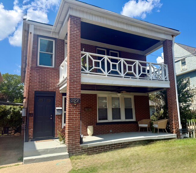 Building Photo - 322 S Lang Ave Unit 1