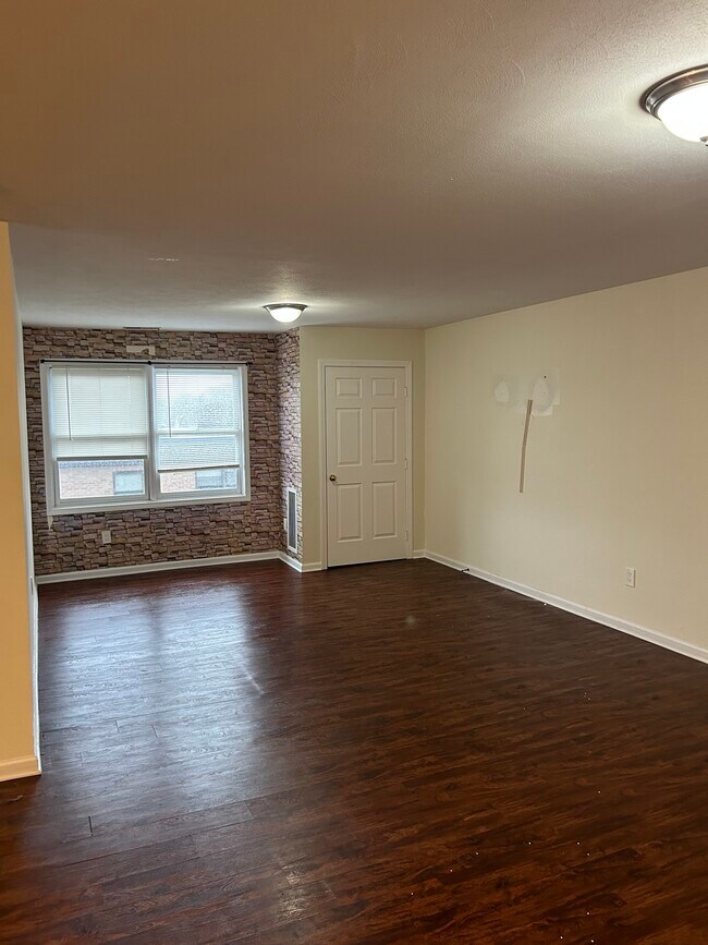 Photo - 1148 William Street