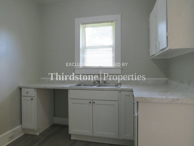 Photo - 2899 Dignan St