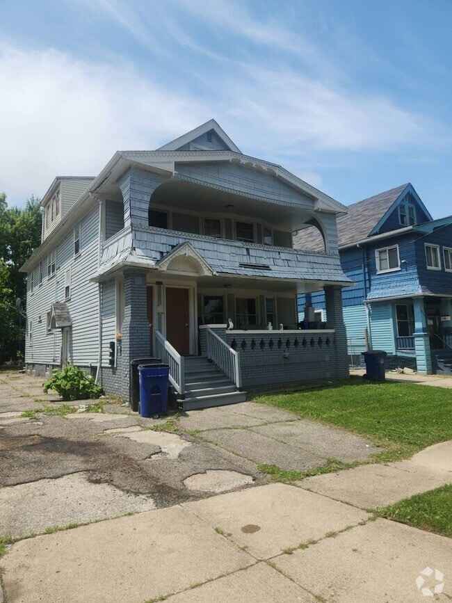 Building Photo - 3820 E 142nd St Unit 3 Rental