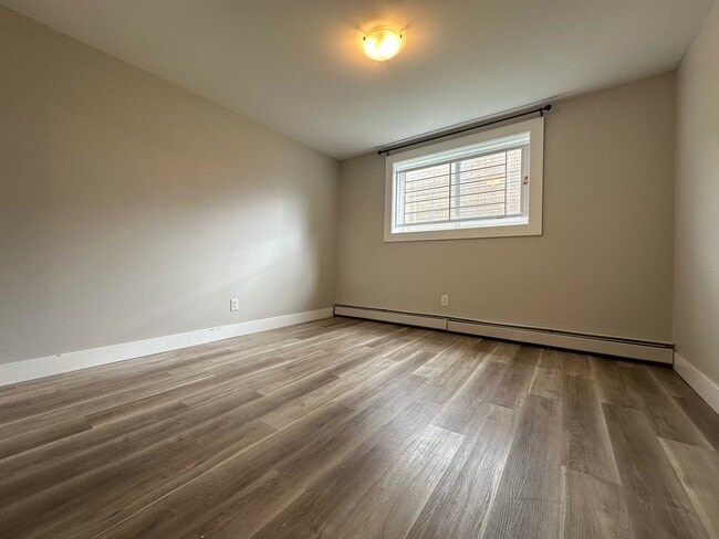 Photo - 12015 82 St NW Unit 3A