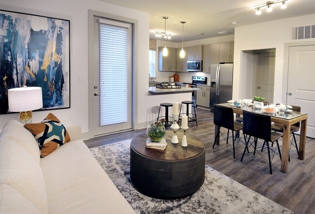 Open concept floor plans with design flexibility - Windsor Sugarloaf Apartments