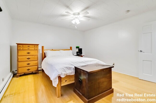 Photo - 291 Elm St Unit 2