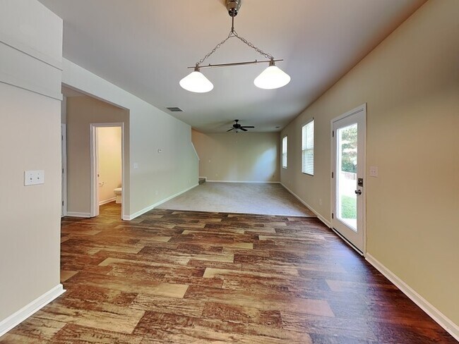 Photo - 6510 St Mark Way