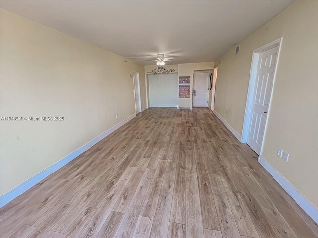 Photo - 3625 N Country Club Dr Unit 808