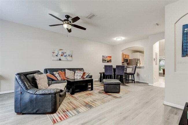 Photo - 1138 Hillhurst Dr