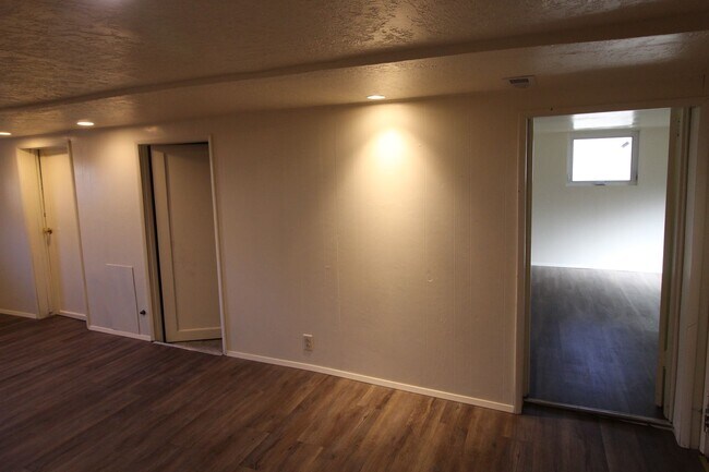 Photo - 1540 Crescent Ave