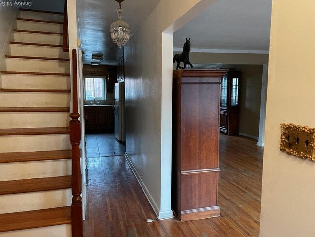 Photo - 147-27 76th Rd