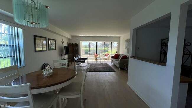 Photo - 3 br, 2 bath Condo - 241 Capri F