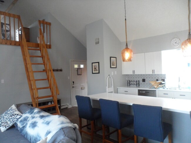 Photo - 9400 Ventnor Ave