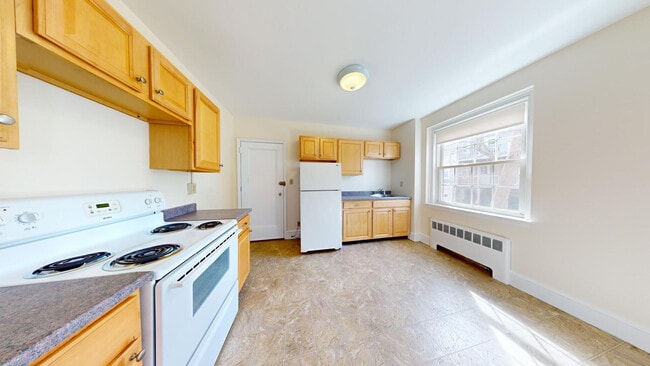 Building Photo - 532 Belmont St Unit #24 Rental