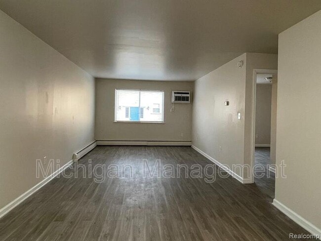 Photo - 19250 Wick Rd Unidad Apt 217