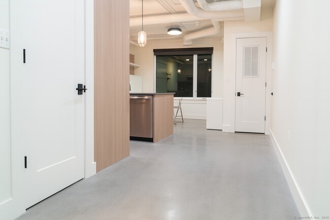 Photo - 267 Main St Unit 205