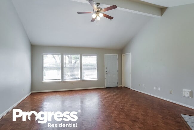 Photo - 19323 Bristlestar Dr