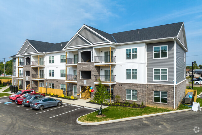 Building Photo - The Everett Gahanna Rental