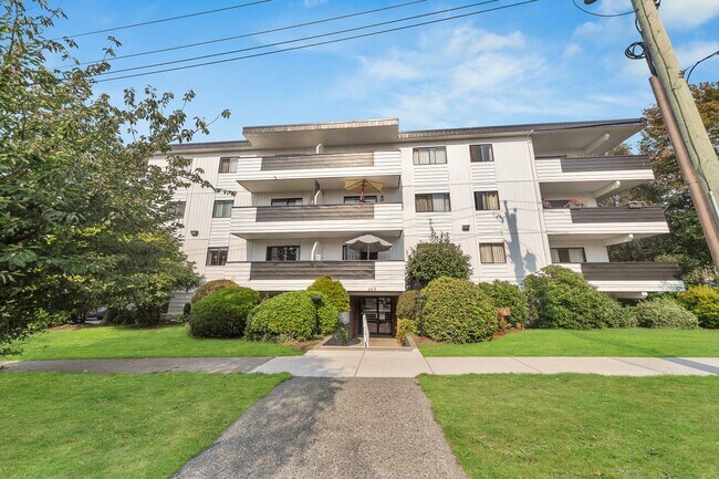 Photo - Summerhill Apartments