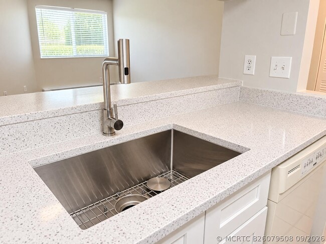 9701 Westview Dr Unit 1415
