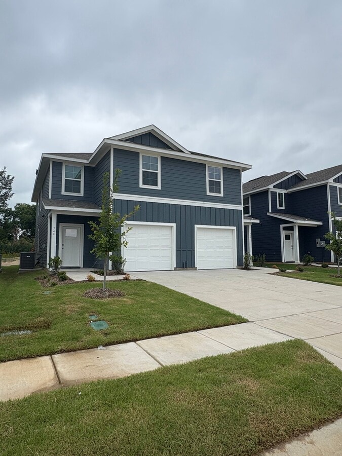 Photo - 748 Stonewood Dr