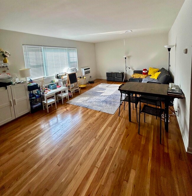 Photo - 241 Passaic St