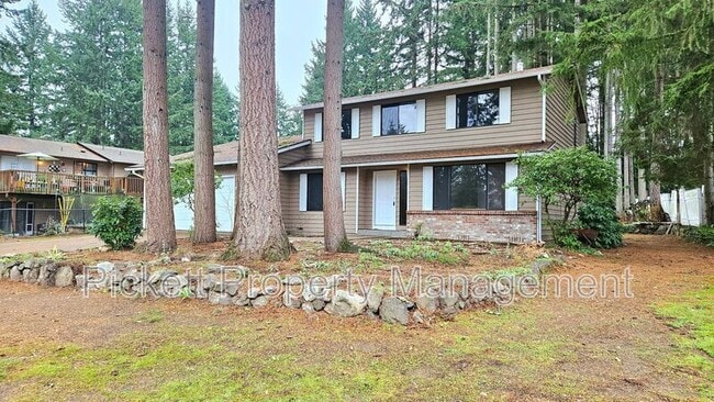 Photo - 5401 Pineridge Dr NE