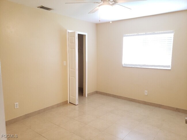 Photo - 405 SE Van Loon Terrace